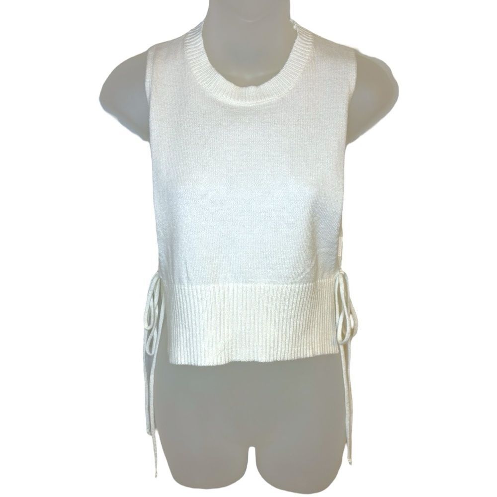 SHEIN Cream Cropped Sweater Tank Size Small
